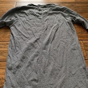 PacSun Shirts - Black and White Stripe Extra Long Shirt Tail Tee PacSun Shirts - Black and White Stripe Extra Long Shirt Tail Tee